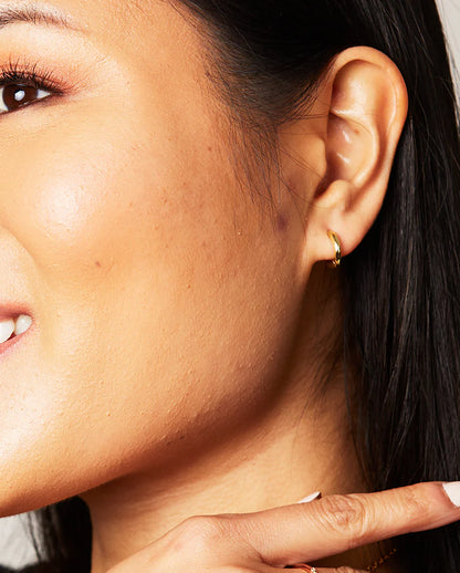 Deltora™ Mini Gold Hoops