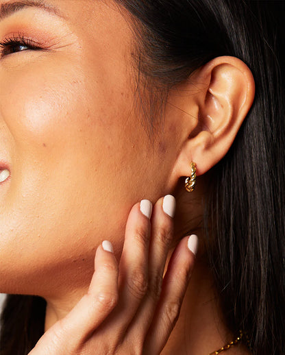 Deltora™ Iconic Vienna Earrings in Gold