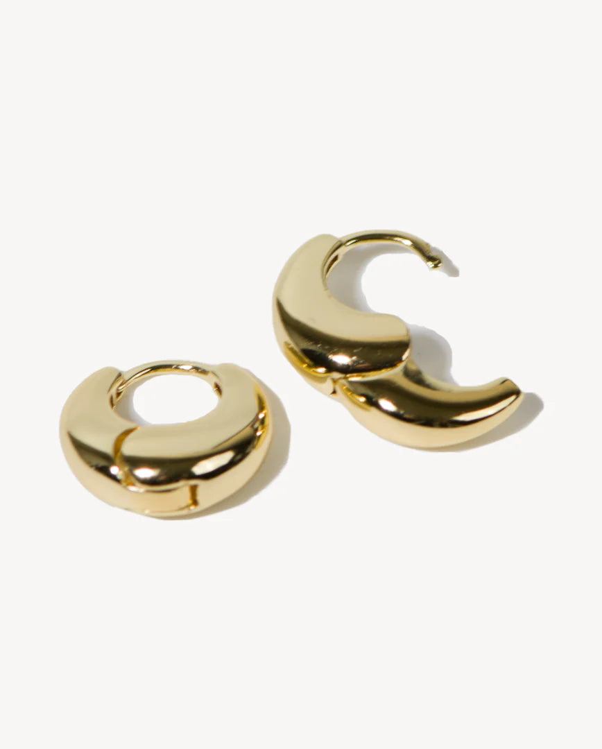 Deltora™ Iconic Helsinki Gold Earrings