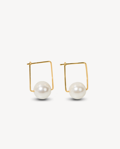 Deltora™ Iconic Venice Piazza Gold Earrings in Pearl